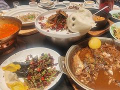-五谷丰登农家院·地道胶东菜·海鲜烧烤(威海店)