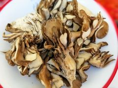 -毛辣果·贵州红酸汤牛肉火锅(西单店)
