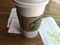 拿铁-星巴克臻选(湖滨道店)
