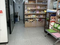-四月宠物医院·猫专科·心脏专科·内科(转塘店)