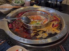 -洞亭火锅(防空洞总店)