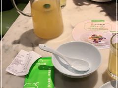 -汤城小厨•粤菜•靓汤(西直门凯德MALL店)