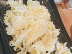 -果松木炭酸菜铜火锅·外婆参鸡汤