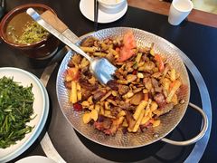 -老唐三下锅 ·张家界地标美食(溪布街店)