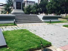 -吐斯廉屠杀博物馆