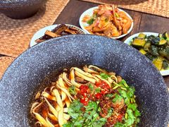 -二扁私房面馆(崂山路店)