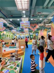 -莫莉幻想儿童乐园(深圳南山欢乐颂店)