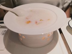 -燕庭·纯燕窝·甜品下午茶(南京西路店)