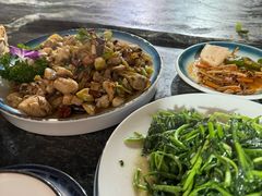 -四方小吃·白族庭院餐厅