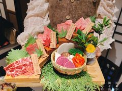 -山川小町·极番烧肉(新地假日广场店)