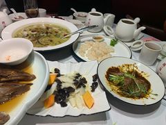 -尚一汤 广东炖汤(金桥国际店)