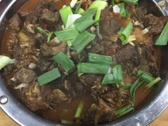 干锅狗肉-姐妹食尚朴宿