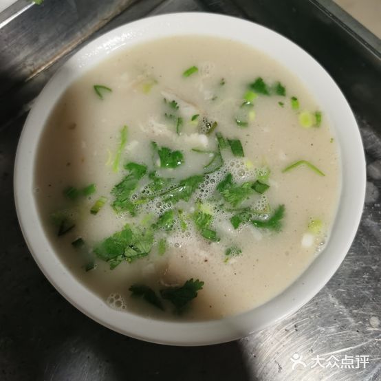 梁家羊肉汤馆(崛起广场店)