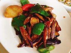 -关东小磨东北菜(上海长风大悦城店)