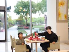 -上海浦东康桥绿地假日酒店