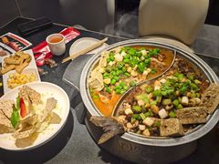 -辣尚瘾·烤鱼·新川菜(牡丹园直营店)