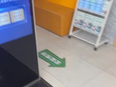 -上海仁爱医院口腔科 · 种植