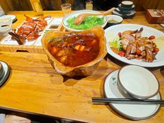 -老滇山寨•云南特色菜•地方菜•民族风情歌舞表演(金碧店)