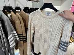 -LuOne凯德晶萃广场(徐家汇路店)
