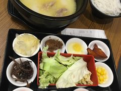 -阿香米线杭州西湖银泰文化广场餐厅