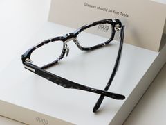 -目艮眼镜SHOWROOM(品牌集合店)