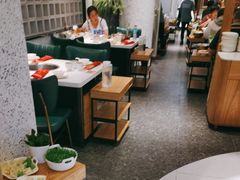 -三人行骨头王火锅(长寿店)