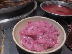 火龙果虾滑-四小区火锅·巷子里的重庆火锅(花照壁店)