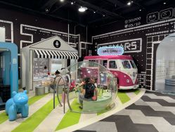 -MINI MARS KIDS CLUB亲子家庭中心(长宁天山店)
