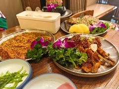 -明洞阿姨·韩式酱蟹烤肉·创意料理(三元桥店)