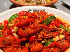 -拙味兄弟·活龙虾·旗舰店(环城西路店)