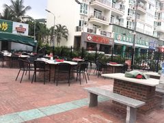 -墨脱石锅椰子鸡•香草鸭•东山羊(大东海店)