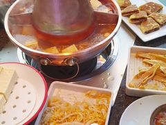 -皇城老妈·大连海鲜火锅(港湾店)