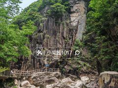 -鄣山大峡谷