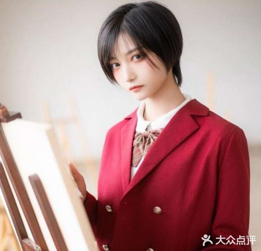 漫画系超短发正流行 短发控女生酷帅短发