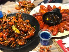-巴厘龙虾·榜首油焖大虾(音乐学院·沿江酒馆店)