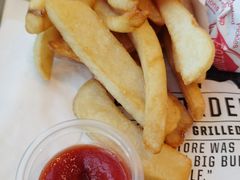 宽薯条-FATBURGER 特富客汉堡(外交公寓店)