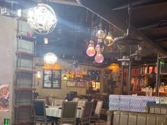 -临界音乐酒馆·小龙虾·江湖菜(华熙LIVE·鱼洞店)