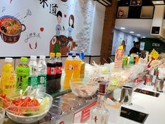 -百品聚旋转火锅(万德庄店)