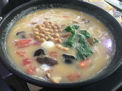 菌汤过桥米线套餐-蒙自源米线大王(白云机场店)