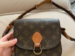 -小飞侠奢侈品回收 寄卖 养护(宝山宝龙广场店)