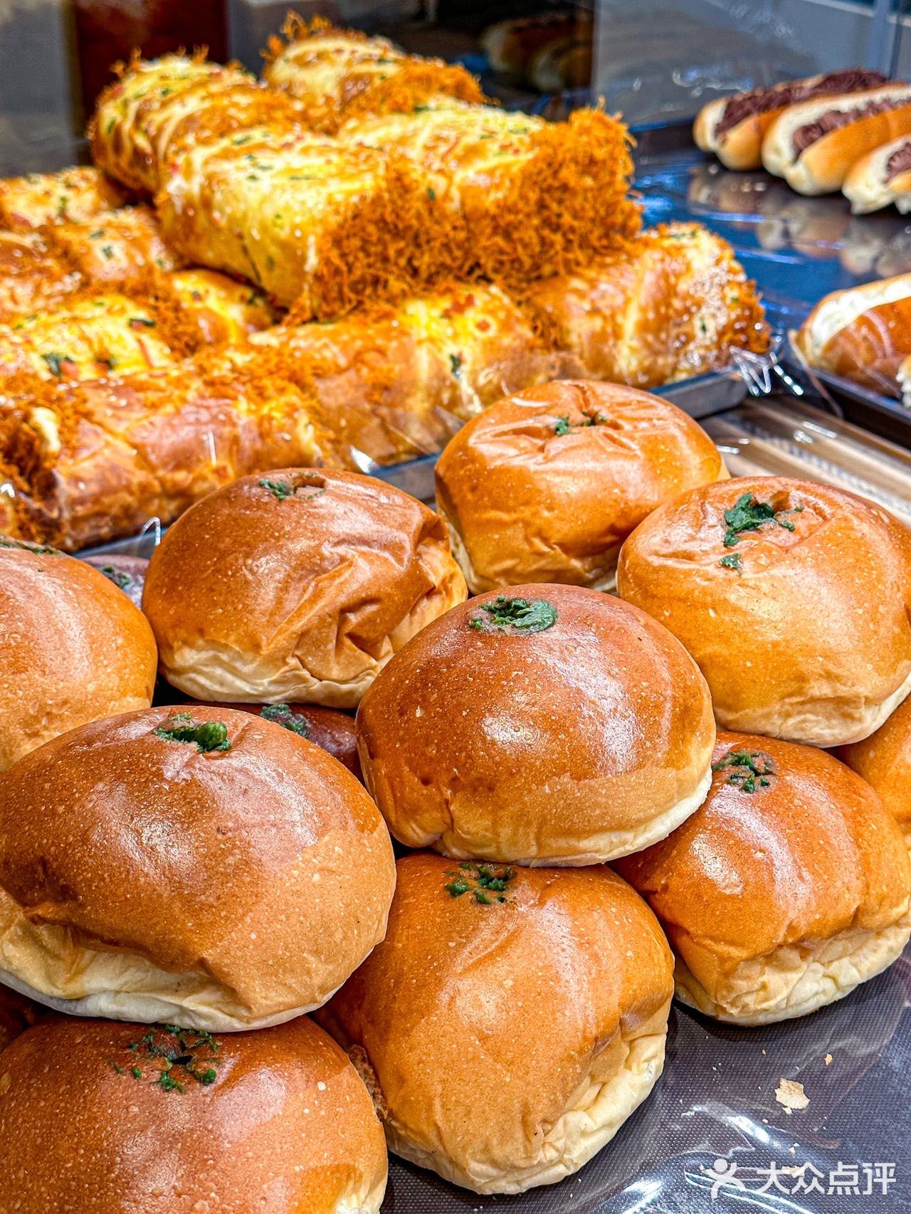 标题：新侨三宝乐面包店｜小时候的味道永不变~