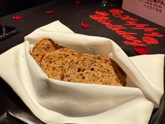 手工自制面包-小火花·干式熟成牛排馆Spark SteakHouse(剑桥郡店)