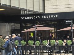 -星巴克(港汇1号办公楼店)