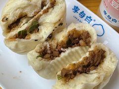 -李与白包子铺(桐梓林店)