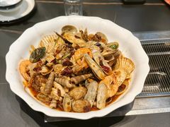 -鸭绿江海鲜烧烤大排档(杏林街店)