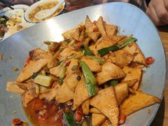 -俭寨大盘鸡·手抓肉·烧烤新疆菜(乌苏路店)