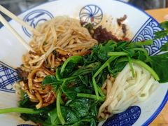 素椒杂酱面-杨伯英传统杂酱面