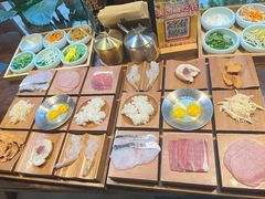 -银米·云南传统过桥米线(双廊黑金冠店)