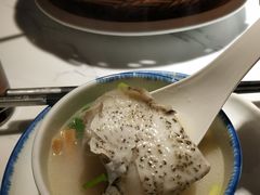 -姜君·千岛湖鱼头馆(浦东大道店)