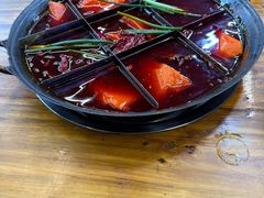 -正南齊北重庆老火锅(光华村直营店)